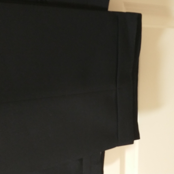 Slates by Dockers Men's Black Pleated Pants - Picture 4 of 5